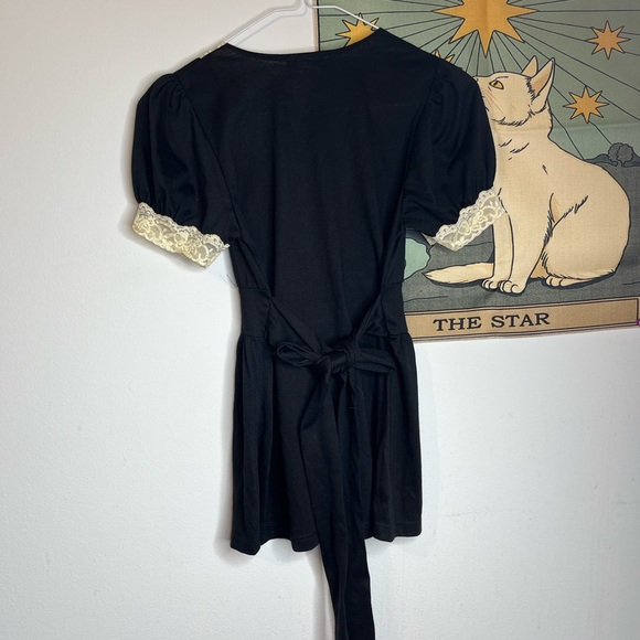 VINTAGE BABYDOLL/MAID TOP ✨ - Picture 2 of 3